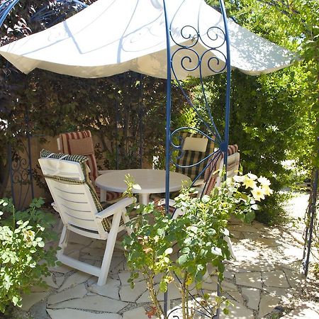 B&B Villa Viva Vitale Pierrevert Bagian luar foto