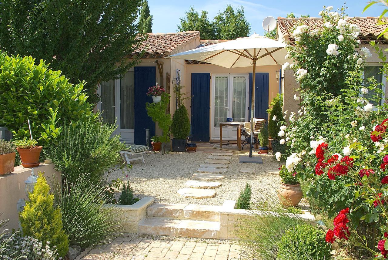 B&B Villa Viva Vitale Pierrevert Bagian luar foto