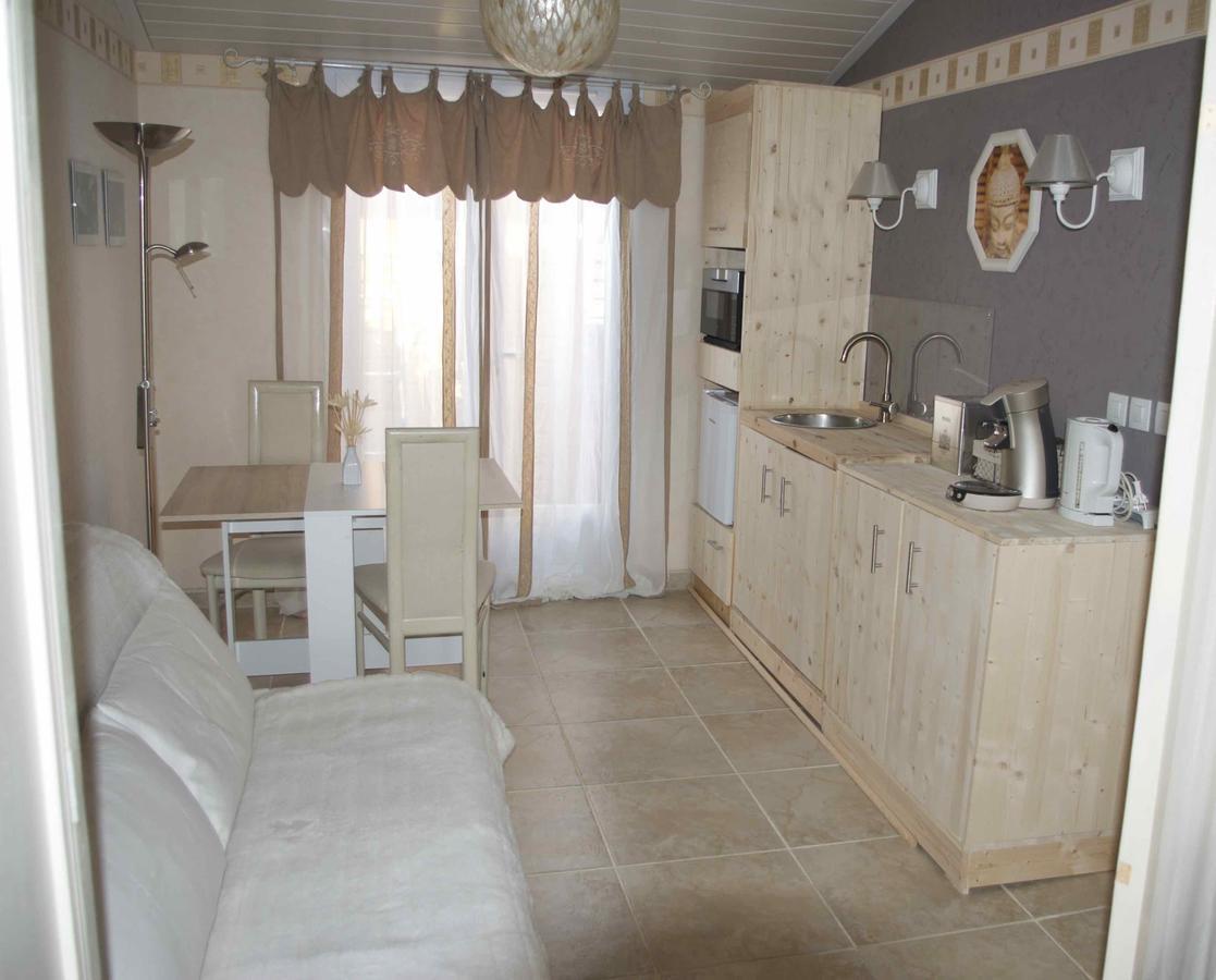 B&B Villa Viva Vitale Pierrevert Bagian luar foto