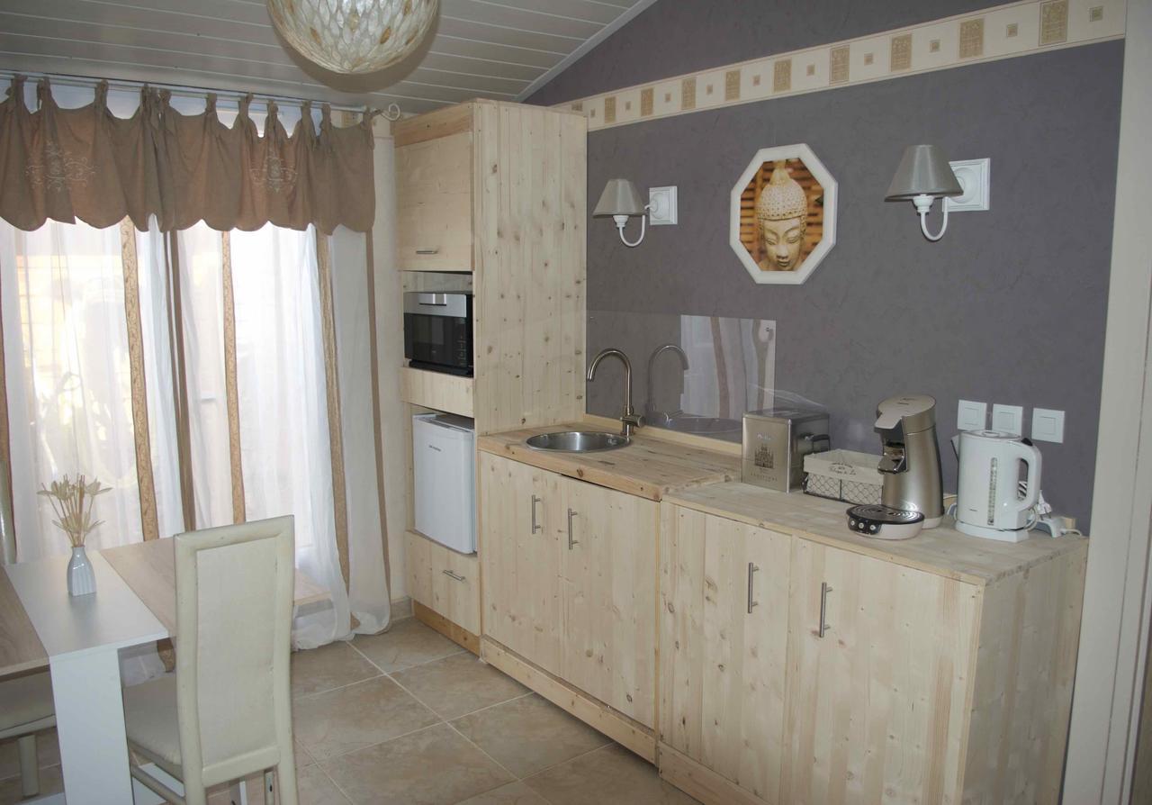 B&B Villa Viva Vitale Pierrevert Bagian luar foto